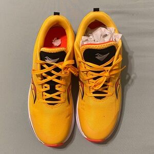 Saucony Endorphin Sneakers